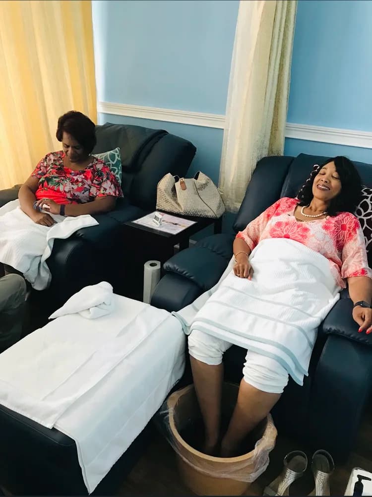 Aromatherapy candles